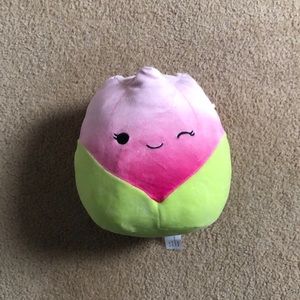 8 inch bridge the tulip squishmallow good condition